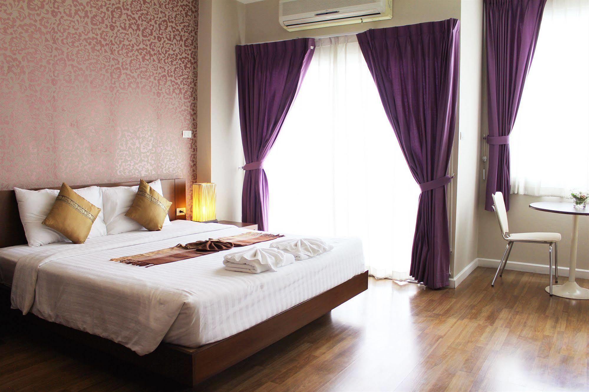 Hotel Baiyoke Ciao 3*